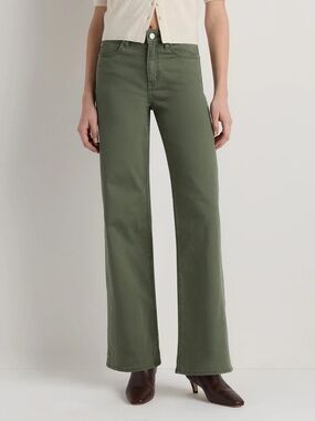 Quince Bella Stretch Patch Pocket Wide Leg Jeans in  Loden Green Size 29